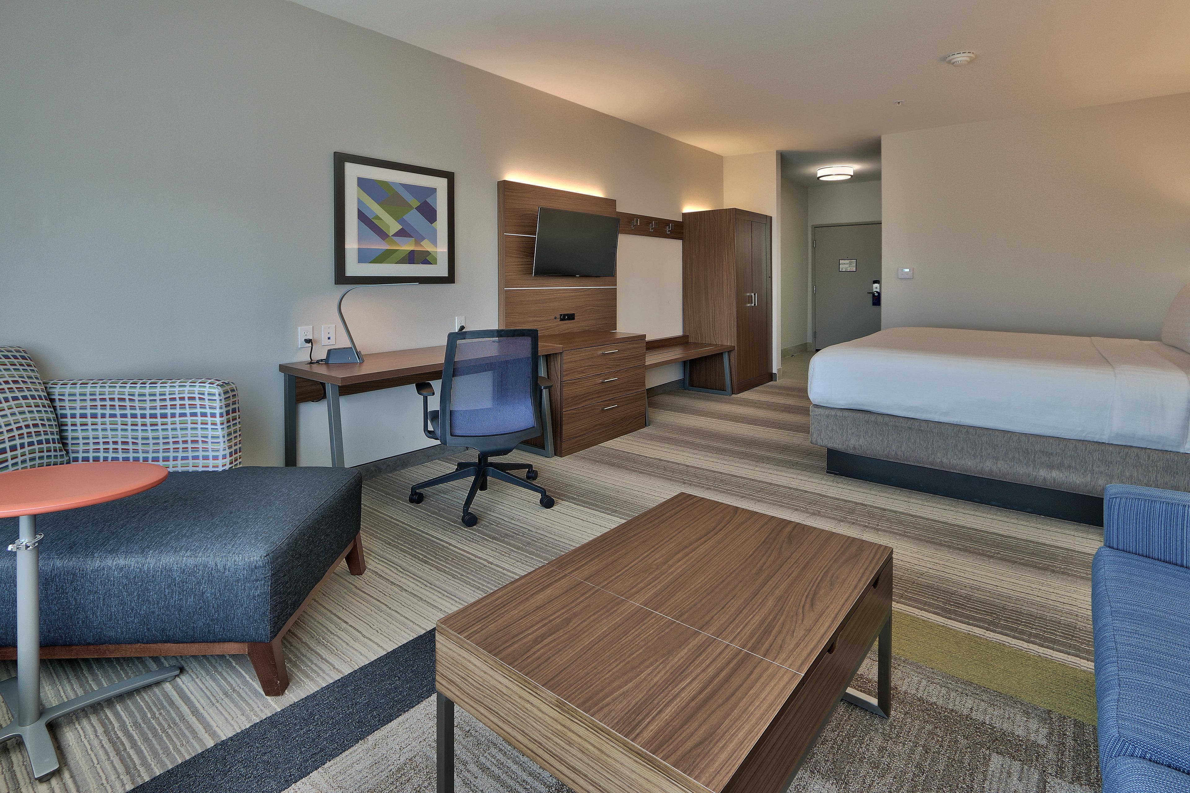 Holiday Inn Express & Suites - Houston East - Beltway 8 By Ihg Cloverleaf Exterior foto